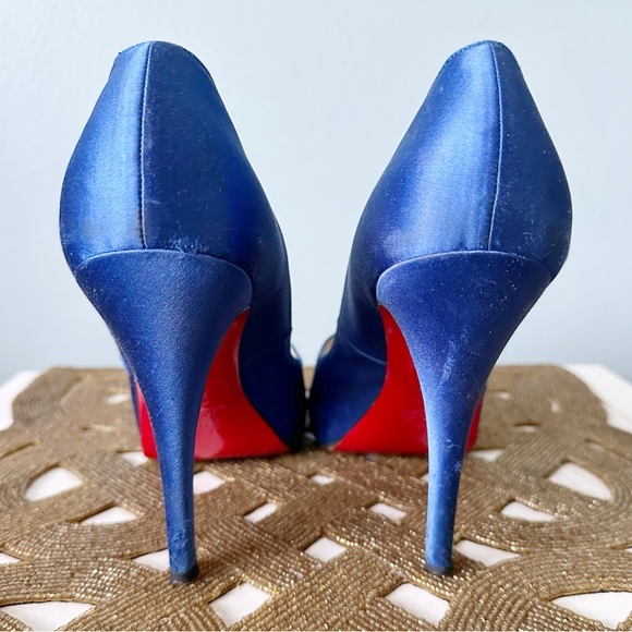 Christian Louboutin Very Prive Royal Blue Satin High Heel Pumps EU38.5/U… - Picture 4 of 10